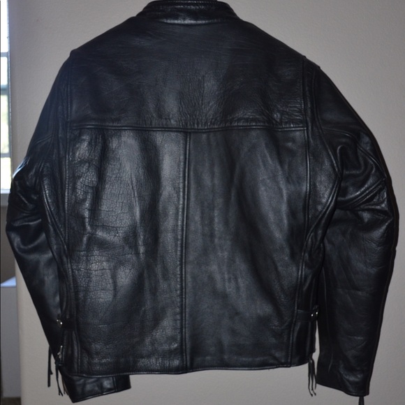 Leather riding jacket - Picture 5 of 9
